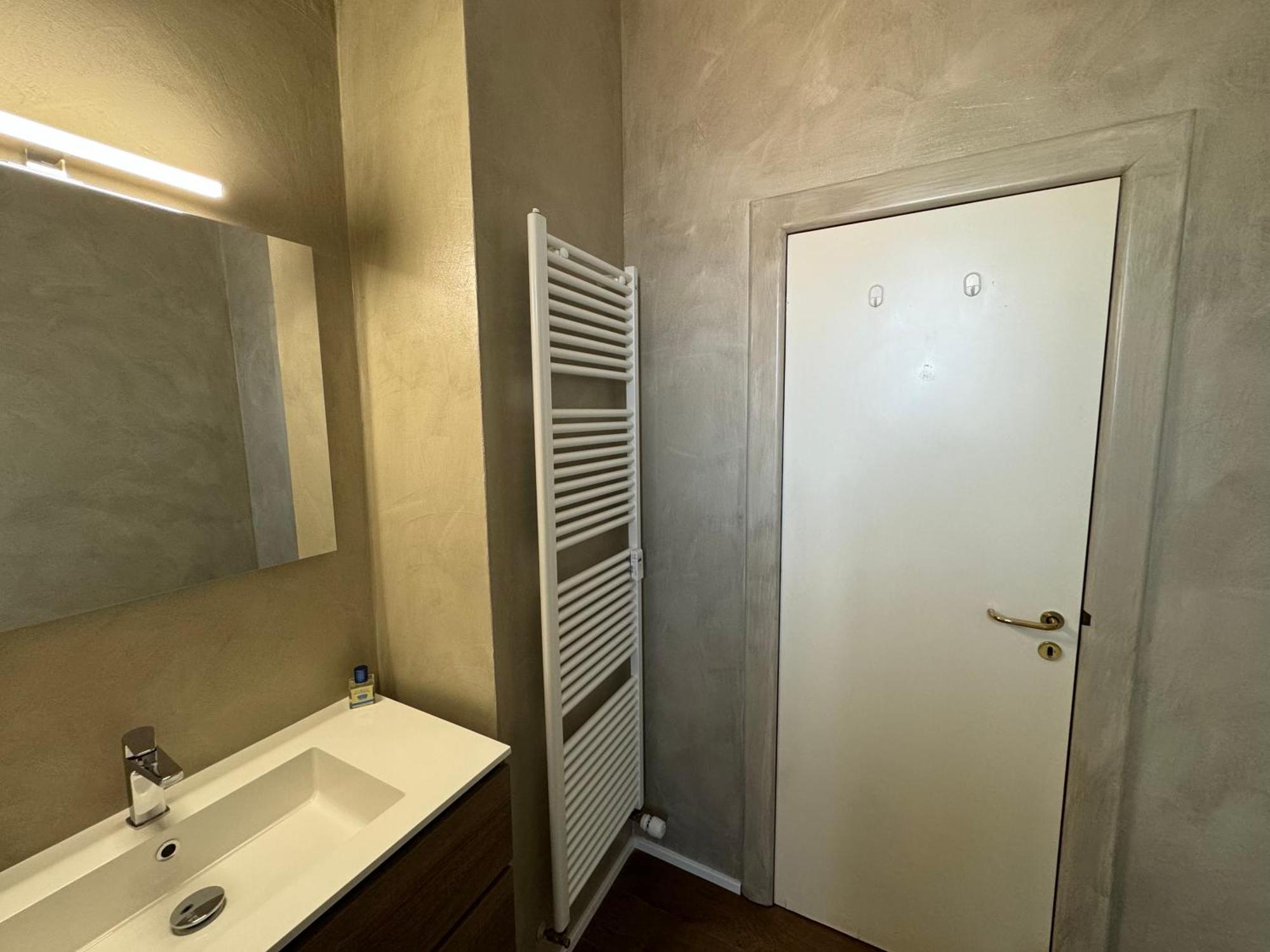 Nicholas B&B City Center- Apartment Bologna Ngoại thất bức ảnh